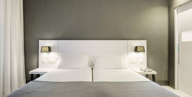 BARRIEREFREIE ZIMMER ILUNION VALENCIA 3 BARRIEREFREIE ZIMMER ILUNION VALENCIA 3